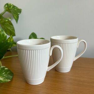 Wedgwood Windsor Collectible Mugs Set of 2